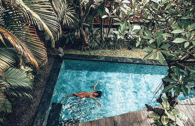The Green Room Canggu Екстер'єр фото
